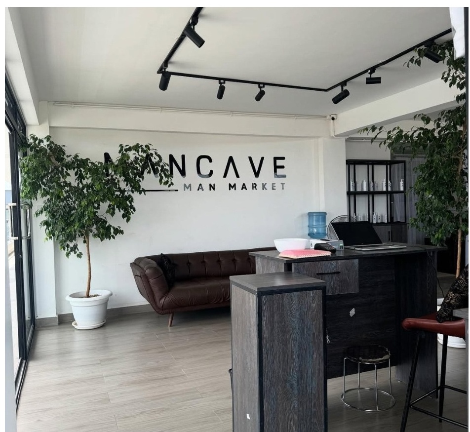 MANCAVE interior