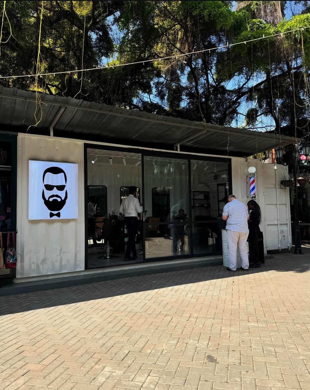 MANCAVE grooming hub